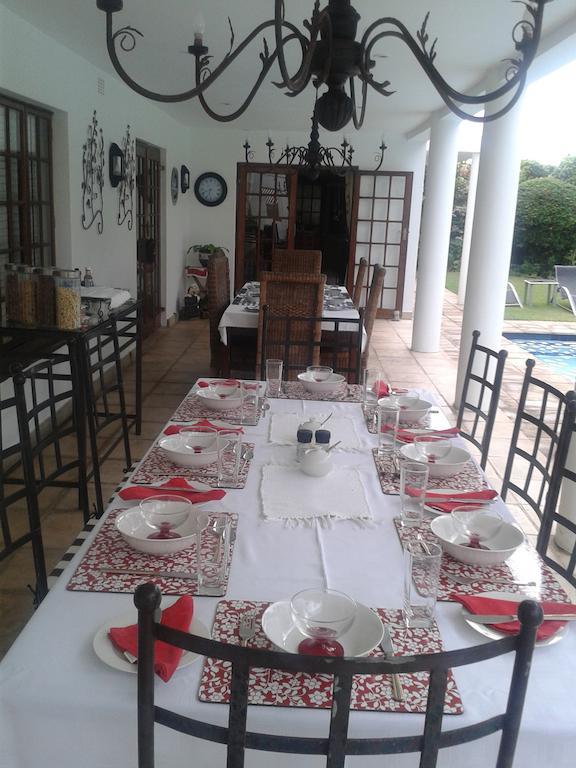 Joan'S Bed And Breakfast 다반 외부 사진