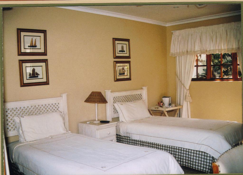 Joan'S Bed And Breakfast 다반 객실 사진