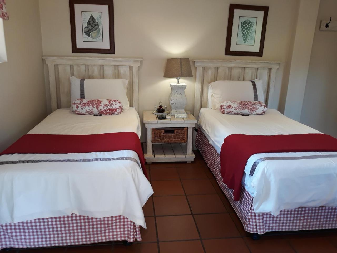 Joan'S Bed And Breakfast 다반 외부 사진